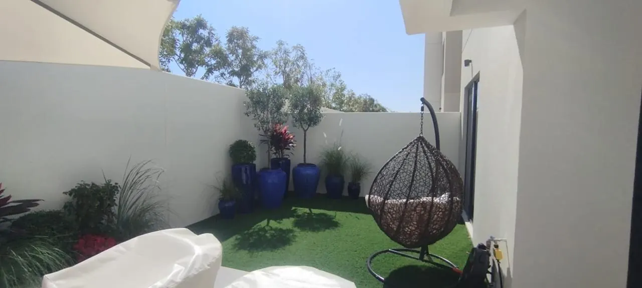 Courtyard Hideaway